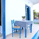 Rhodes Town Garden Apartment