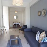 Rhodes Town Garden Apartment